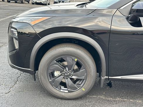 New 2026 Nissan Rogue SV w/ Cold Weather Package AWD/4WD image 7