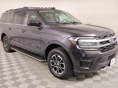 Used 2023 Ford Expedition Max XLT image 1