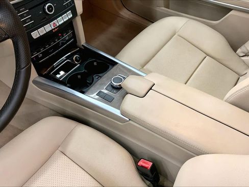 Certified 2016 Mercedes-Benz E 350 Sedan image 26