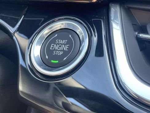 New 2026 Chevrolet Trax RS w/ Sunroof Package FWD image 17