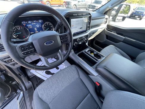 Used 2022 Ford F150 XLT w/ Equipment Group 302A High AWD/4WD image 15