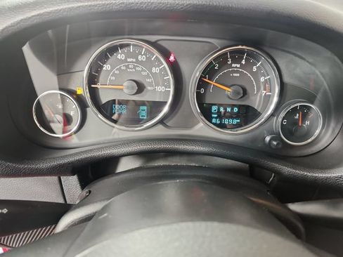 Used 2016 Jeep Wrangler Unlimited Sport w/ Quick Order Package 24S AWD/4WD image 16