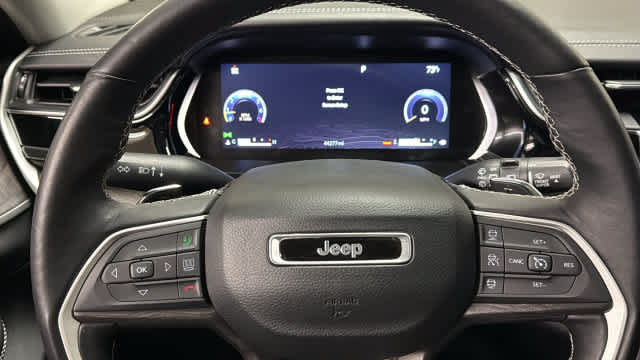 Used 2022 Jeep Grand Cherokee L Limited w/ Luxury Tech Group II AWD/4WD image 17
