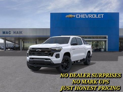 New 2026 Chevrolet Colorado Z71 w/ Midnight Edition AWD/4WD image 8