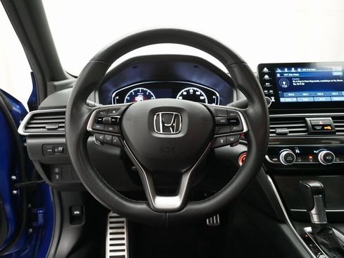 Used 2020 Honda Accord Sport image 4