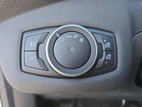 Used 2018 Ford Escape SEL image 26