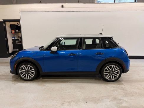 New 2026 MINI Cooper S image 2