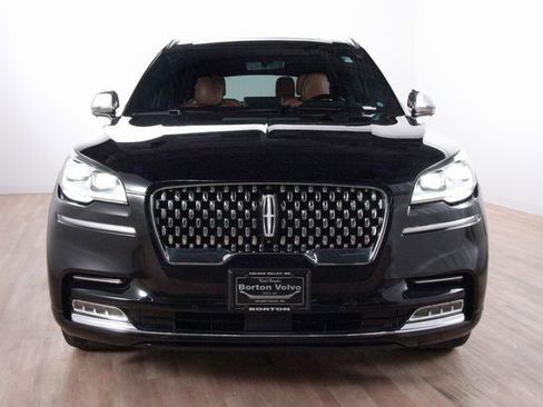 Used 2020 Lincoln Aviator Black Label w/ Dynamic Handling Package image 2