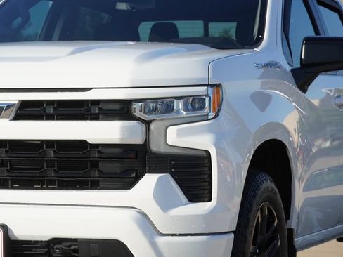 Used 2024 Chevrolet Silverado 1500 RST w/ Convenience Package II RWD image 4