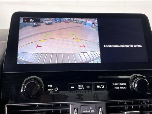 Used 2024 Nissan Armada SV AWD/4WD image 24