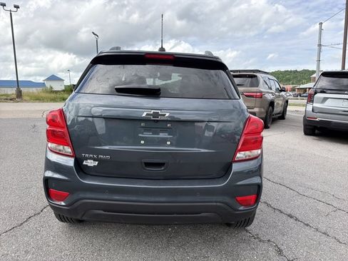 Used 2022 Chevrolet Trax LT w/ Premium Seat Package AWD/4WD image 7