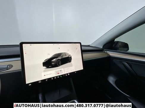 Used 2023 Tesla Model Y Performance AWD/4WD image 23