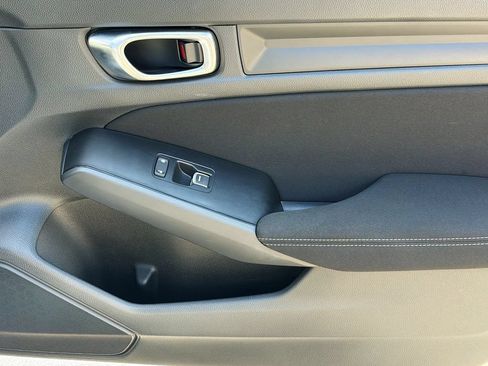 Used 2025 Honda Civic Sport image 22