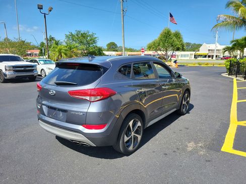 Used 2018 Hyundai Tucson Limited w/ Cargo Package FWD image 6