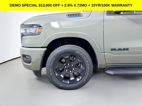 New 2026 RAM 1500 4x4 Crew Cab image 29