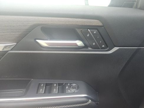 New 2026 GMC Acadia Denali image 33