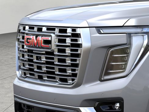 New 2026 GMC Yukon XL Denali w/ Denali Reserve Package image 13