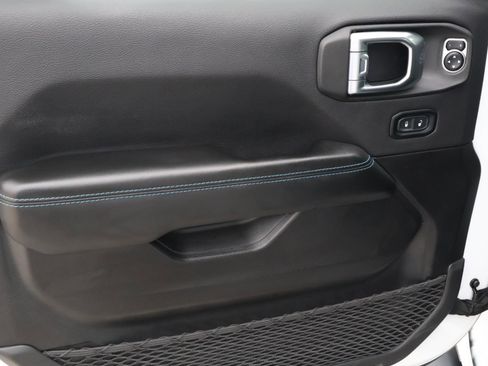 Used 2024 Jeep Wrangler High Altitude image 16