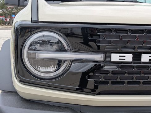 New 2025 Ford Bronco Outer Banks AWD/4WD image 10