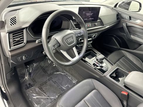 Used 2023 Audi Q5 2.0T Premium Plus w/ Premium Plus Package AWD/4WD image 9