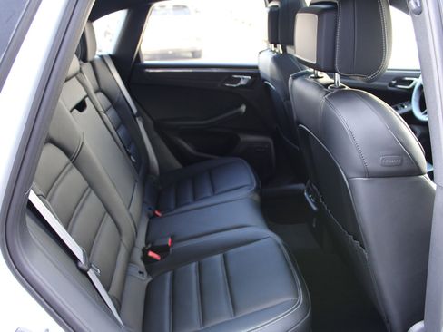 New 2026 Porsche Macan GTS image 24