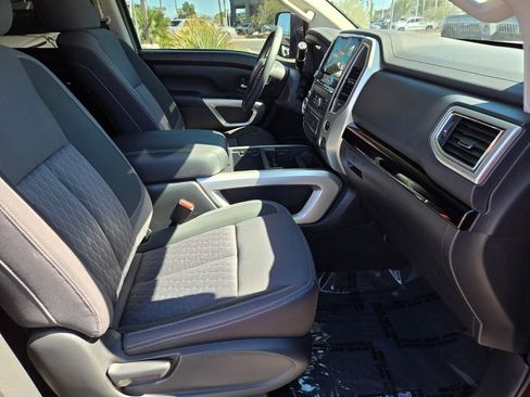 Certified 2022 Nissan Titan SV w/ SV Convenience Package RWD image 19