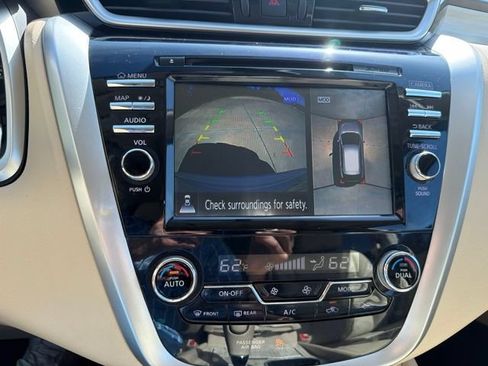 Used 2015 Nissan Murano Platinum w/ Platinum Technology Package FWD image 9