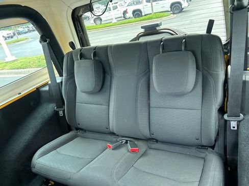 Used 2020 Jeep Wrangler Sport AWD/4WD image 15