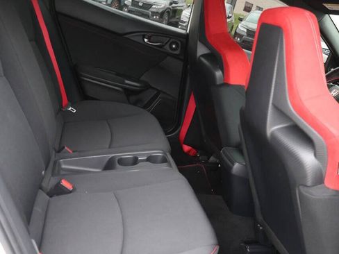Used 2019 Honda Civic Type R image 16