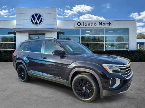 New 2026 Volkswagen Atlas SE FWD image 1