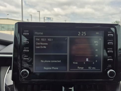 Used 2020 Toyota Corolla LE FWD image 23