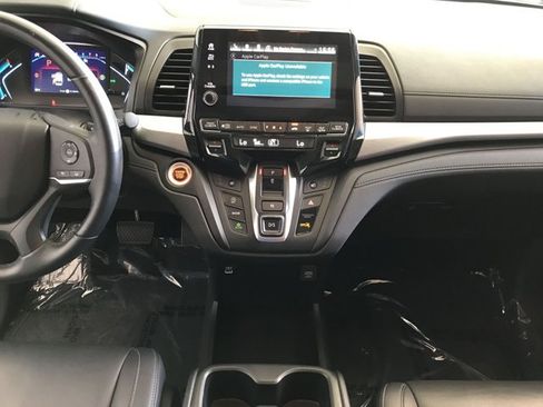 Used 2023 Honda Odyssey EX-L image 12
