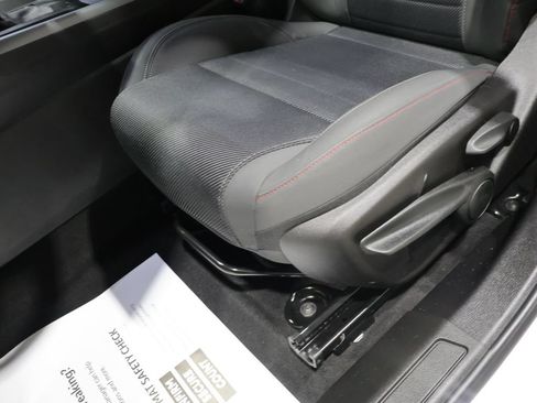 Used 2025 Dodge Hornet GT w/ GT Blacktop Package AWD/4WD image 11