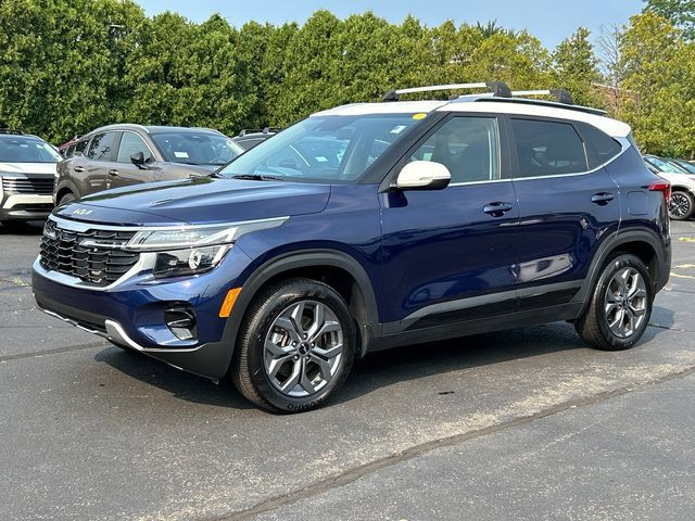 Used 2024 Kia Seltos S AWD/4WD image 5