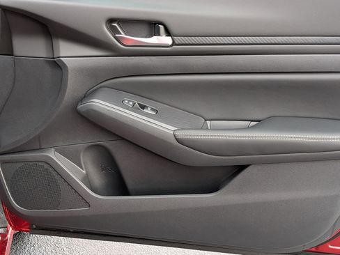 New 2025 Nissan Altima 2.5 SV image 29