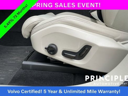 Certified 2023 Volvo XC60 B5 Ultimate w/ Climate Package FWD image 32
