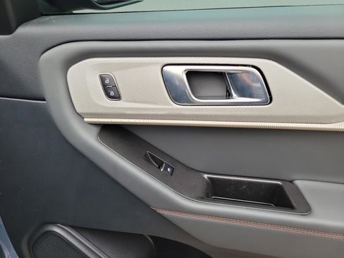 New 2026 Ford Explorer Active image 29