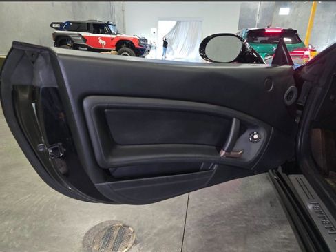 Used 2012 Ferrari California RWD image 7