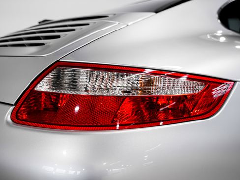 Used 2005 Porsche 911 Carrera S image 34