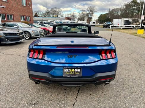 Used 2024 Ford Mustang GT Premium image 7