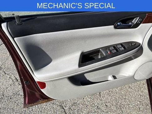 Used 2007 Chevrolet Impala LT image 14