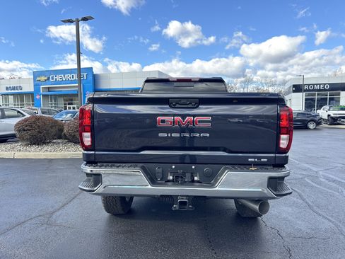 New 2026 GMC Sierra 2500 SLE w/ Preferred Package image 7