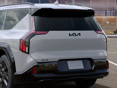 New 2026 Kia EV9 Land w/ Nightfall Edition Package AWD/4WD image 13