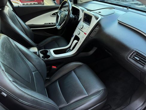 Used 2015 Chevrolet Volt Premium w/ Premium Trim Package FWD image 24
