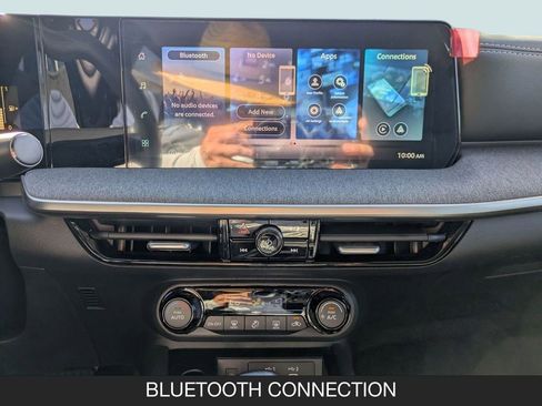 New 2026 Nissan Kicks SV AWD/4WD image 17