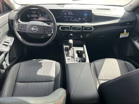 Used 2026 Nissan Sentra SR w/ SR Premium Package FWD image 15