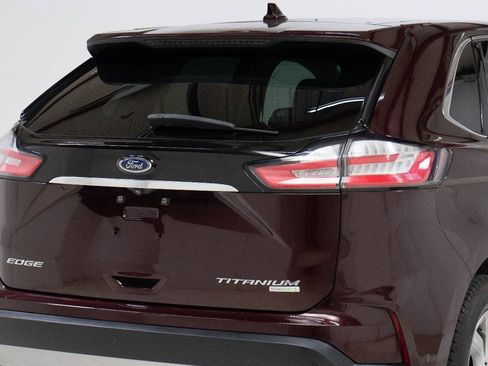 Used 2019 Ford Edge Titanium w/ Equipment Group 301A FWD image 13