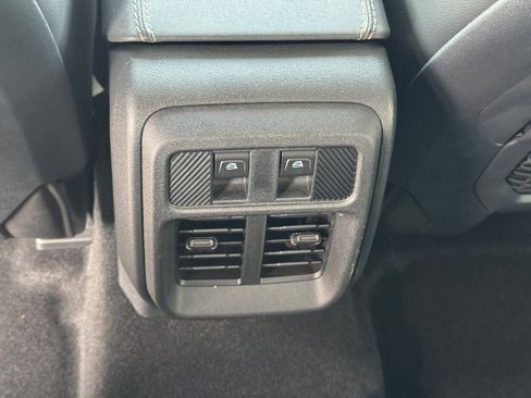 New 2025 Ford Bronco Badlands image 13