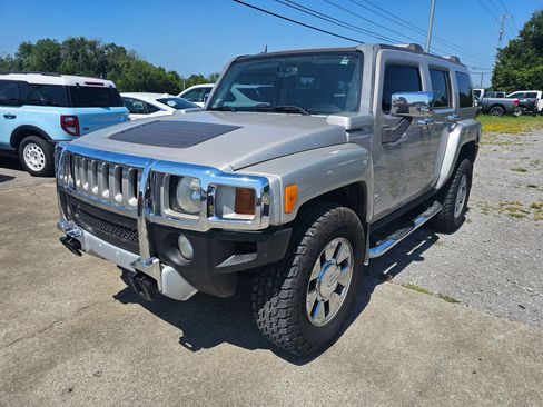 Used 2008 HUMMER H3 Alpha image 1
