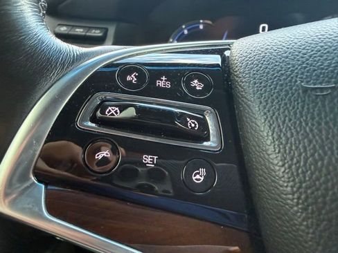 Used 2019 Cadillac Escalade Luxury AWD/4WD image 17
